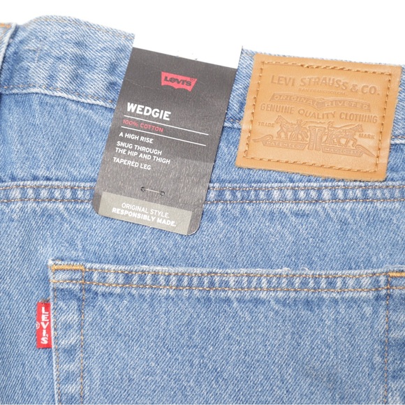 Levi's Women's Wedgie Jeans NWT Size 32 High Rise Tapered Leg Blue - Picture 5 of 10